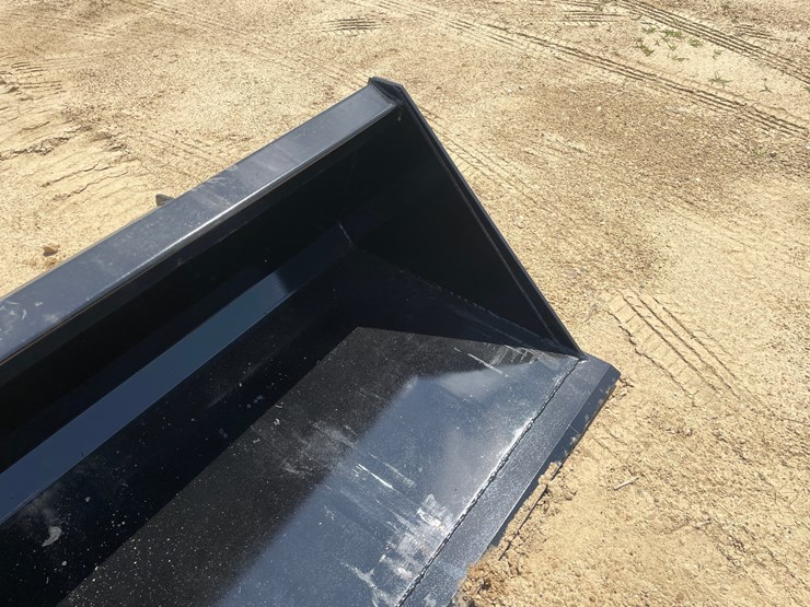 #2249-•-new-swict-84"-skid-steer-bucket-image-8
