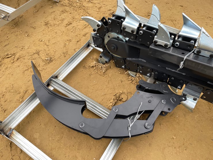#2540-•-jct-skid-steer-48"-trencher-image-9