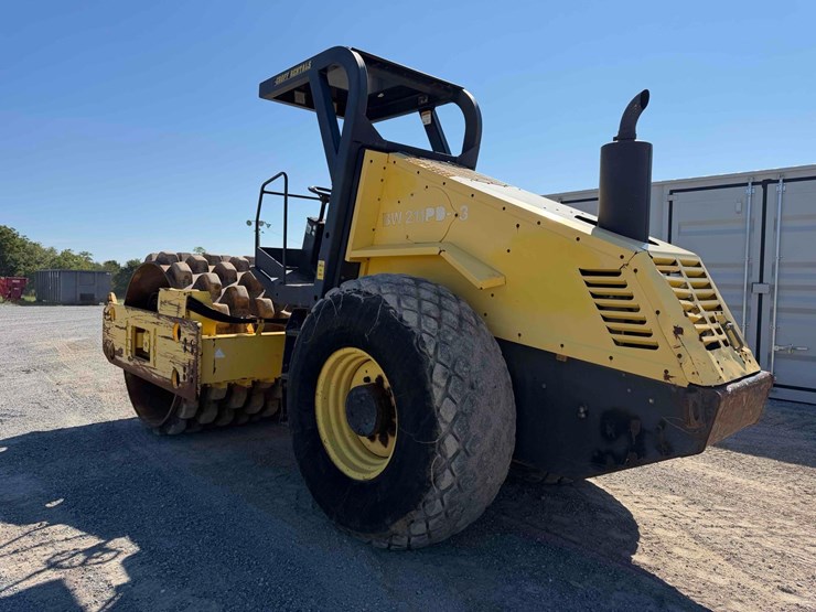 bomag-bw211d-3-image-3