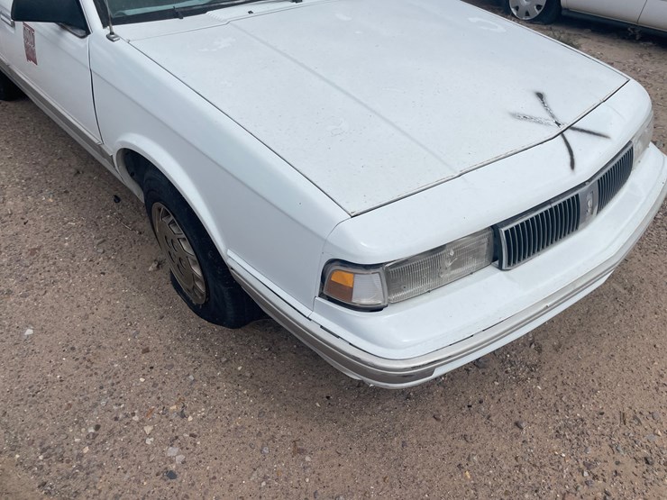 #1884-•-1994-pontiac-ciera,4-door-sedan-(has-nm-title)-(offsite-at-nmsu)-image-12