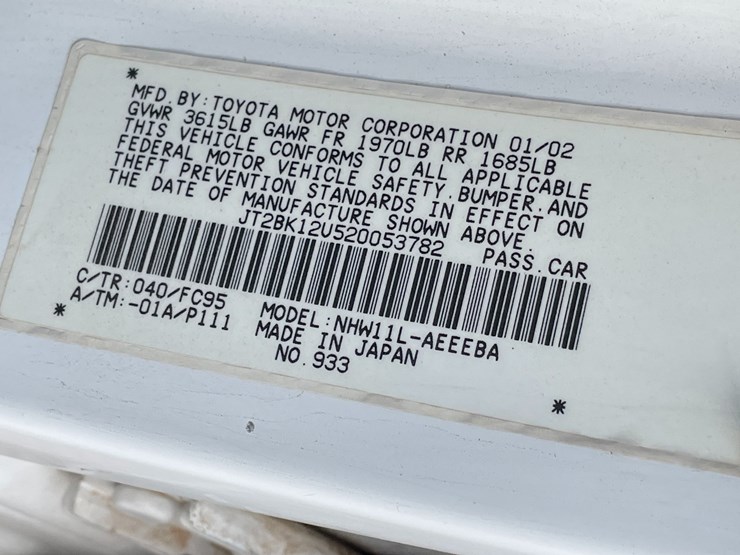 #1853-•-2002-toyota-prius-(title-in-delay)-image-30