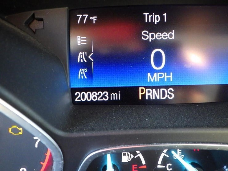 2017-ford-escape-image-31