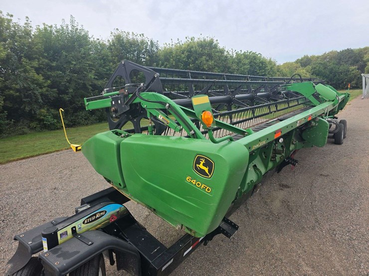 2011-john-deere-640fd-image-3