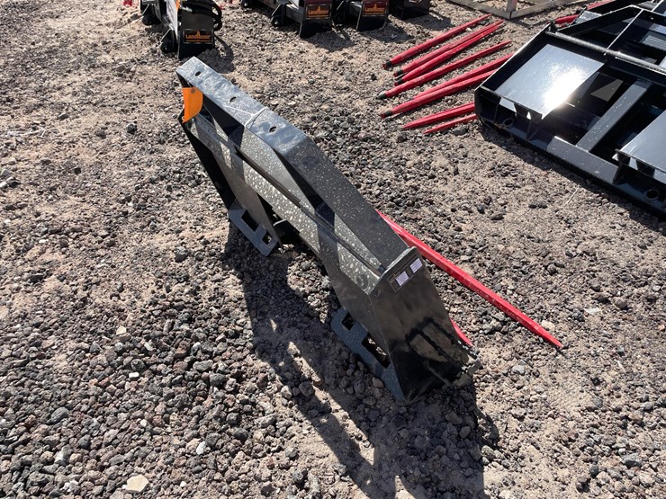 #2428-•-unused-2026-landhonor-skid-steer-bale-spear-image-3