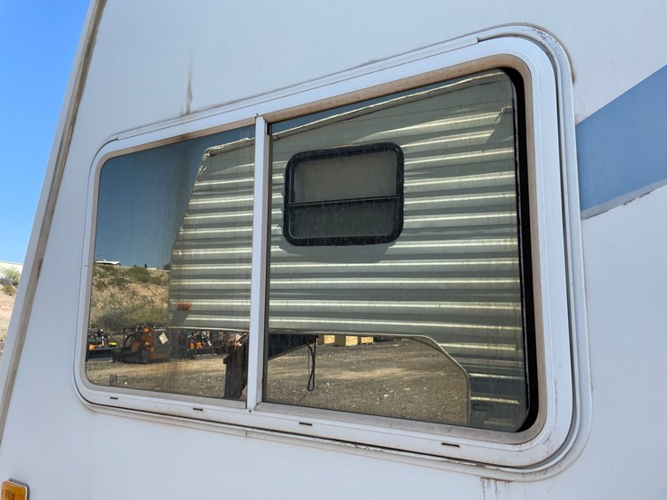 #1861-•-2008-weekend-warrior-(has-nm-title)-image-39