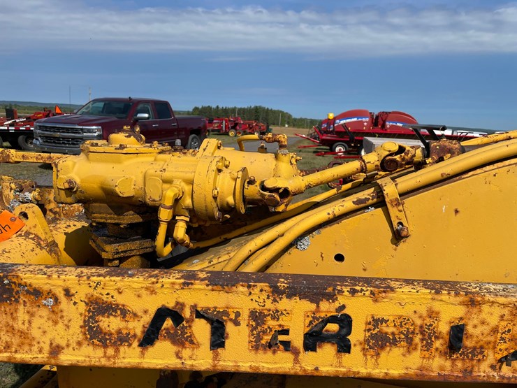 1964-caterpillar-12e-image-12