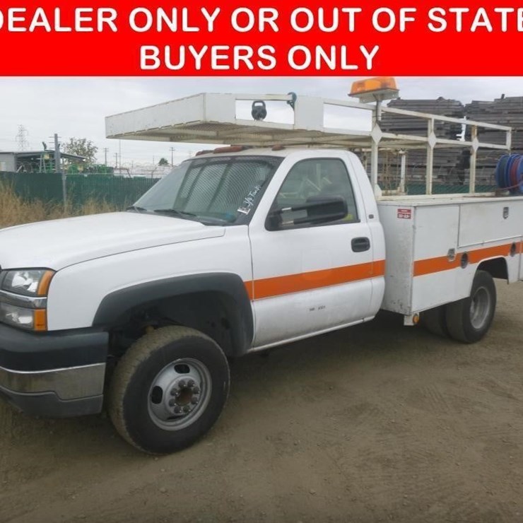 2003 CHEVROLET 3500
