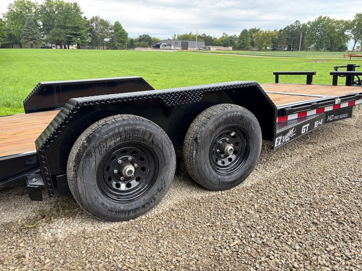 #716-•-2026-doolittle-gravity-tilt-deck-trailer-(has-certificate-of-origin)(helenville,-wi)-image-4