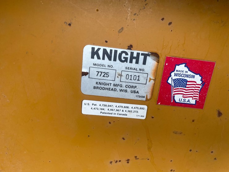 #2376-•-knight-manure-spreader-image-17