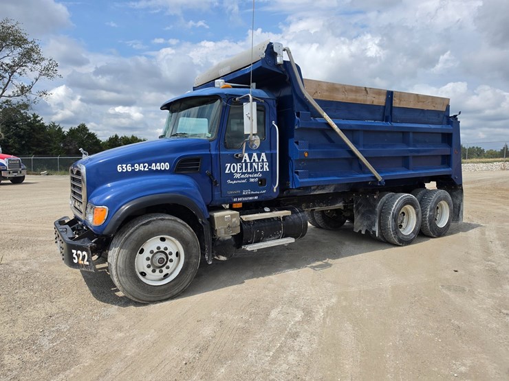 #25404-•-2003-mack-cv713-granite-tandem-axel-dump-truck-image-3