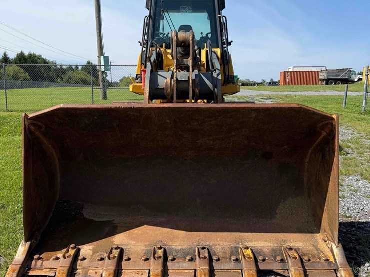 2014-deere-655k-image-8