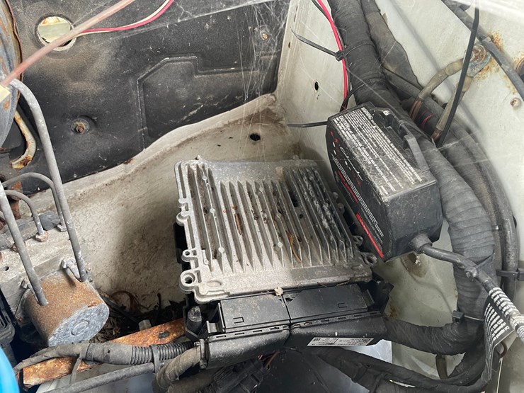 #2841-•-2010-freightliner-van-(has-wi-title)-image-90