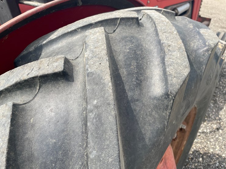 massey-ferguson-65-image-19