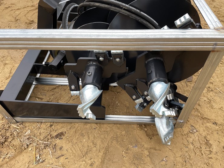 #2539-•-jct-skid-steer-auger-drive-attachment-image-8