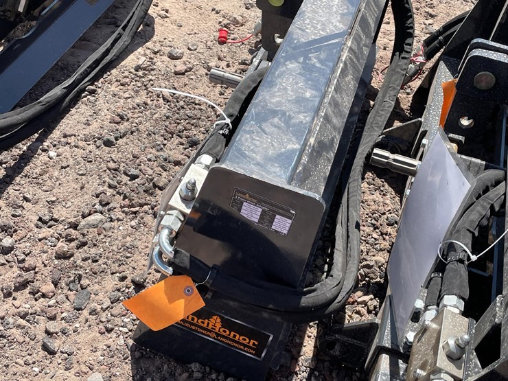 #2433-•-unused-2026-landhonor-skid-steer-3-point-hitch-adapter-image-5