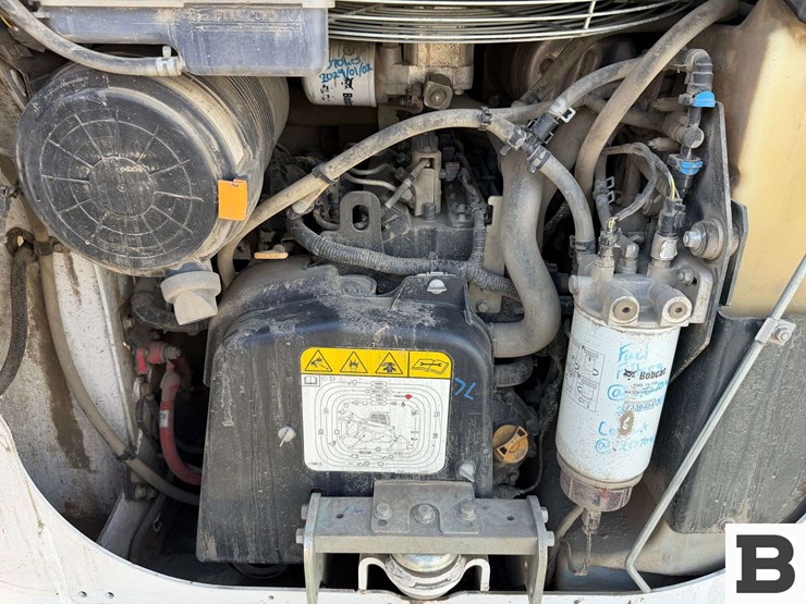 2021-bobcat-t66-image-27