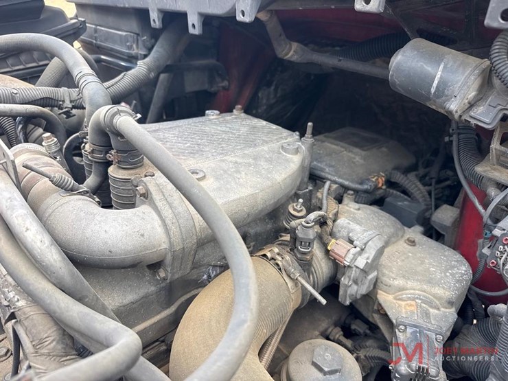 2014-international-durastar-4400-image-23