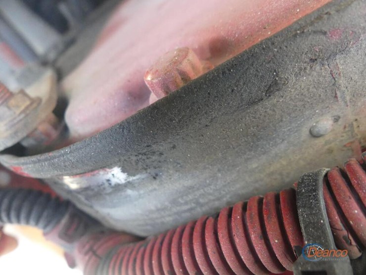 2014-freightliner-m2-106-image-9