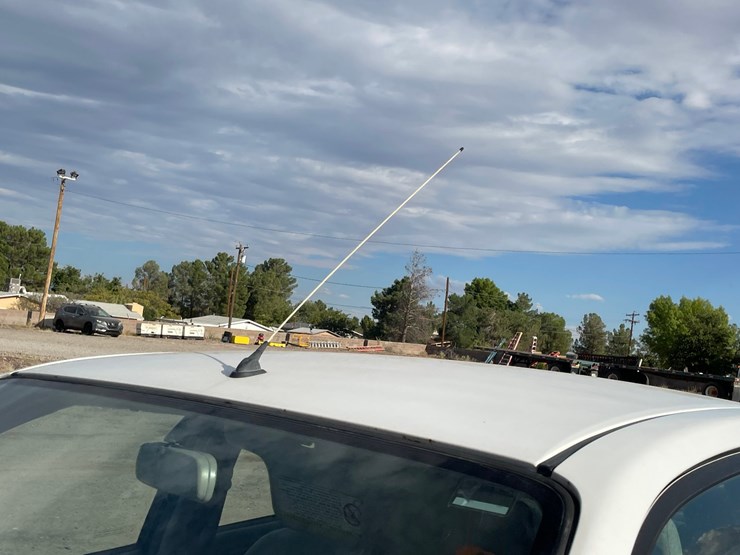 #1853-•-2002-toyota-prius-(title-in-delay)-image-84