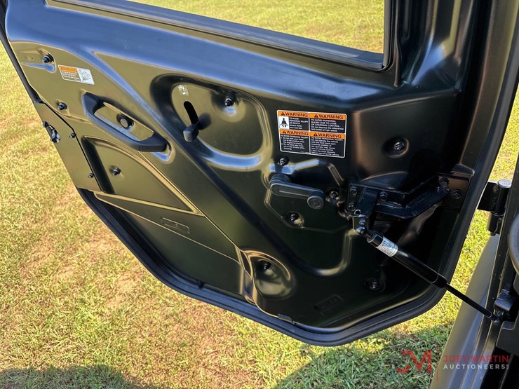 2024-kubota-rtv-x1100c-image-30