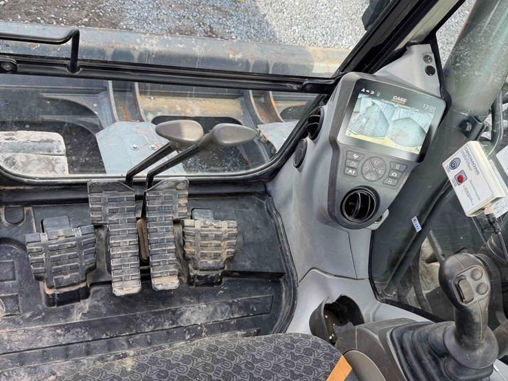 2021-case-cx145d-excavator-image-24