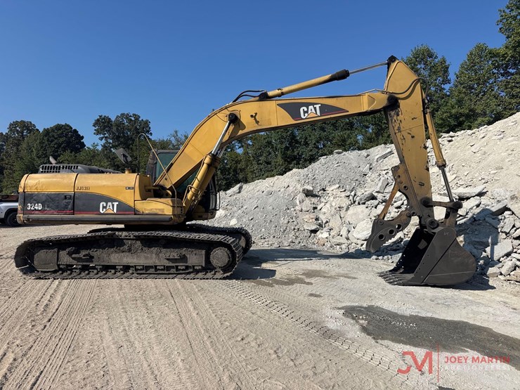 2006-caterpillar-324dl-image-7