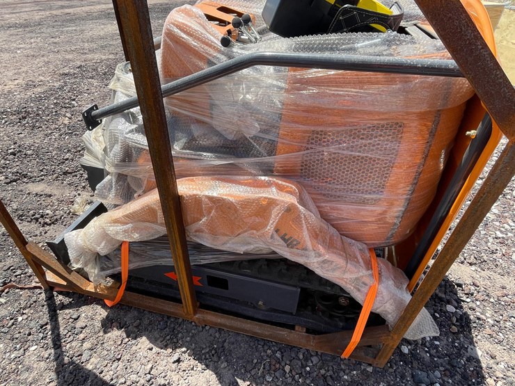 #2031-•-unused-2026-landhonor-mini-excavator-image-16