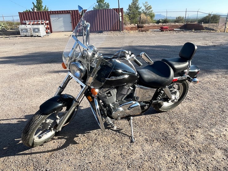 #1863-•-2006-honda-vt1100-(has-nm-title)-image-19