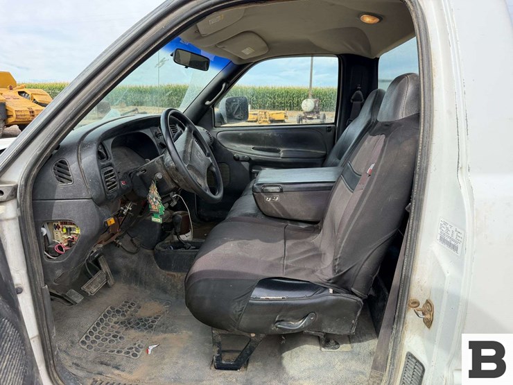 2001-dodge-ram-2500-image-19