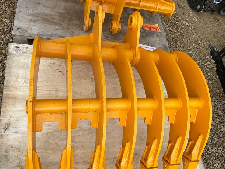 caterpillar-305-image-5