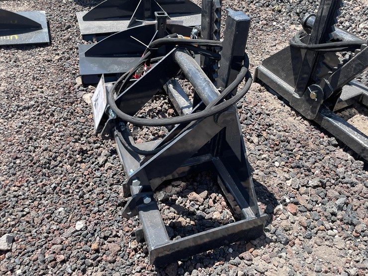 #2430-•-unused-2026-landhonor-skid-steer-tree-puller-attachment-image-4