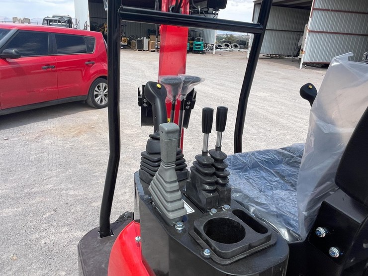 #2029-•-unused-mini-excavator-image-43
