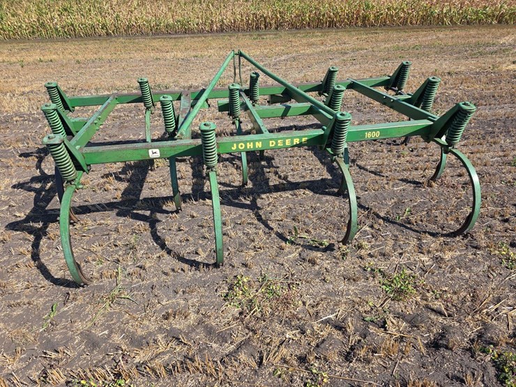john-deere-1600-image-8