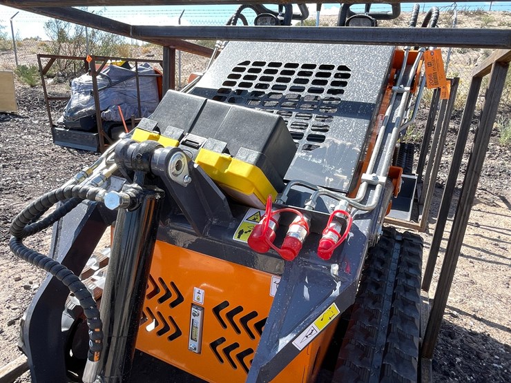 #2066-•-unused-2026-landhonor-mini-skid-steer-loader-image-10
