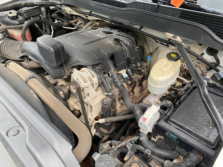 2015-chevrolet-2500-image-38