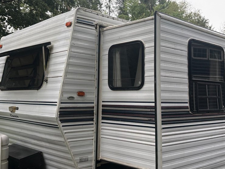 #5944-•-1996-dutchmen-camper-(shawano,-wi)-(has-wi-title)-image-6