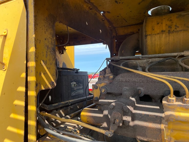 1964-caterpillar-12e-image-28