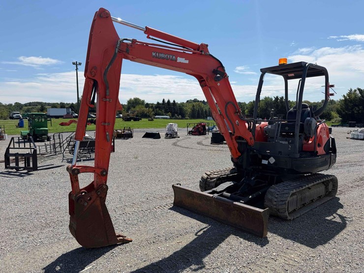 kubota-kx121-3-image-3