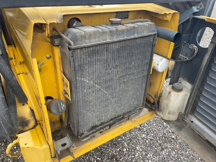 2006-new-holland-ls180-image-15