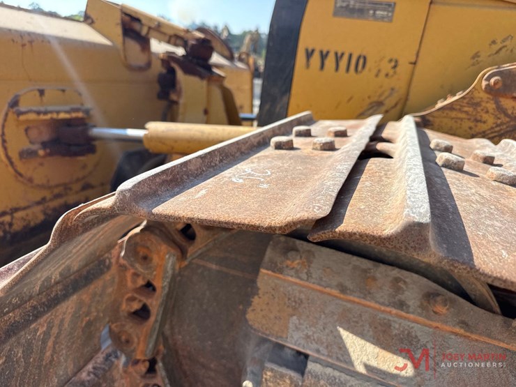 2010-caterpillar-d5k-lgp-image-13