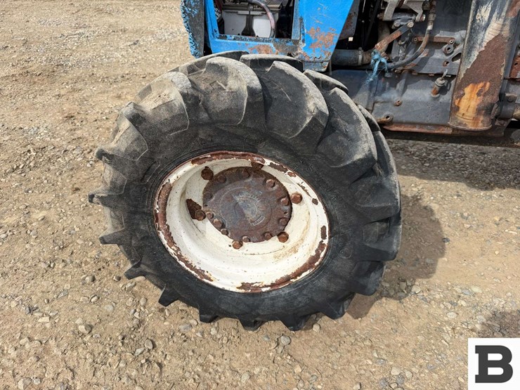 ford-tractor-image-12