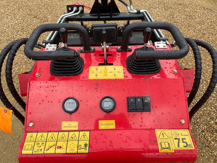 #1264-•-sdlool-skid-steer-loader-image-21