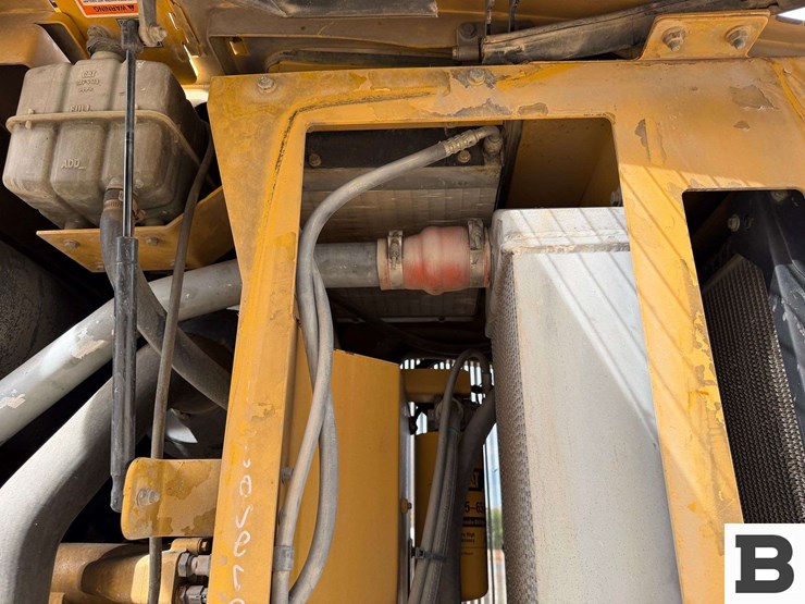2005-caterpillar-930g-image-26