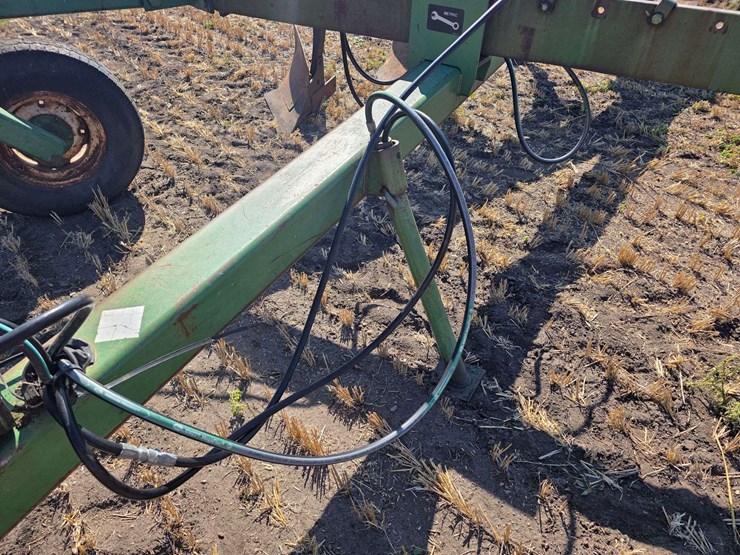 john-deere-2700-image-16