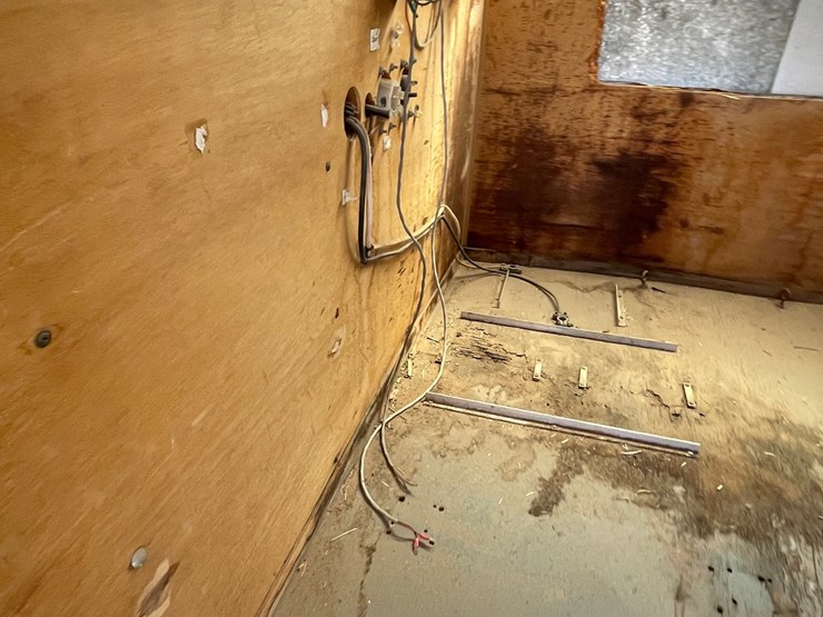 #1874-•-enclosed-trailer-(no-title)-image-20