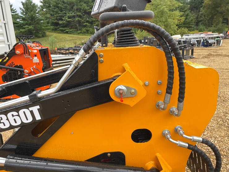#1265-•-sdlool-skid-steer-loader-image-13
