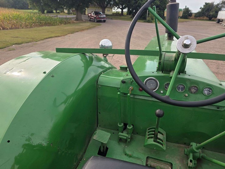 1955-john-deere-80-image-37