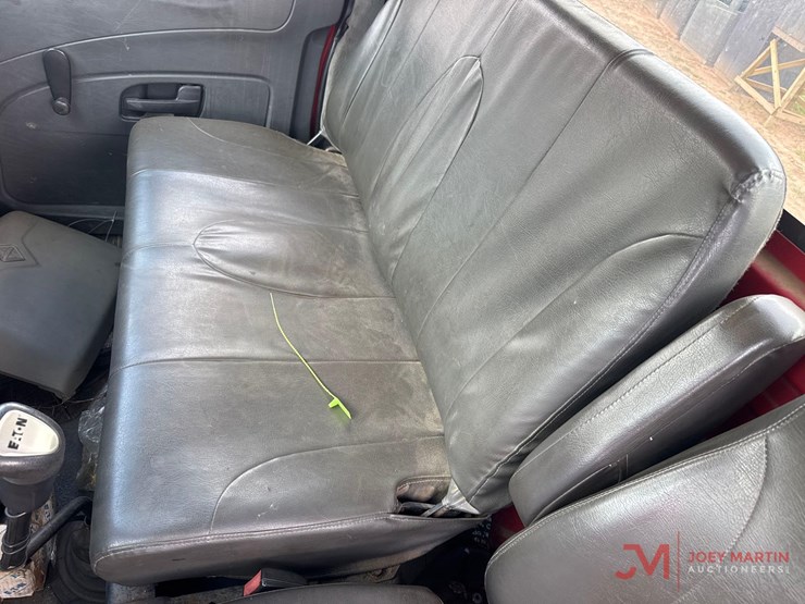 2014-international-durastar-4400-image-26