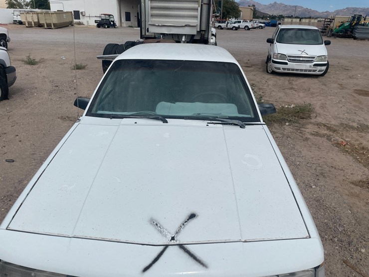 #1884-•-1994-pontiac-ciera,4-door-sedan-(has-nm-title)-(offsite-at-nmsu)-image-11