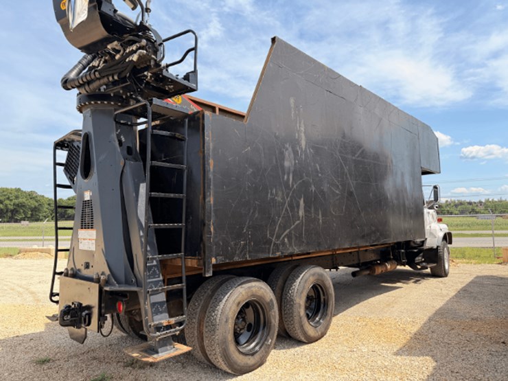 1996-ford-l8000-image-3